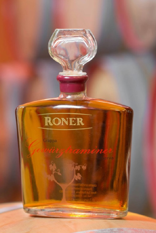 Grappa Gewürztraminer Riserva "Roner"  40% Vol.